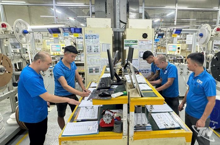 Sản xuất tăng trưởng tích cực giúp số nộp ngân sách củ, Công ty TNHH Myungjin Electronic Vina trong 9 tháng tăng 12% so với cùng kỳ năm trước.