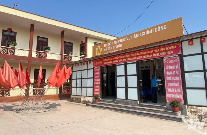 Trung tâm Phục vụ Hành chính công xã Tân Thành.