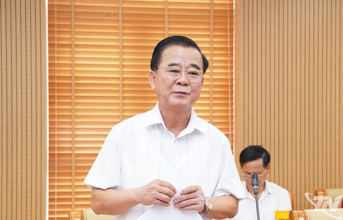 Đồng chí Đỗ Đức Công, Ủy viên Ban Thường vụ Tỉnh ủy, Phó Chủ tịch Thường trực HĐND tỉnh, phát biểu tại Hội nghị.