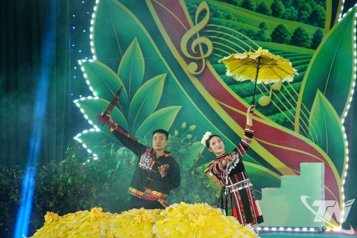 Một số tiết mục biểu diễn tại chương trình.