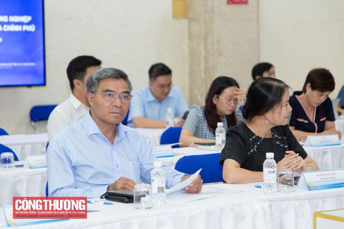 Đại biểu tham dự Hội nghị.