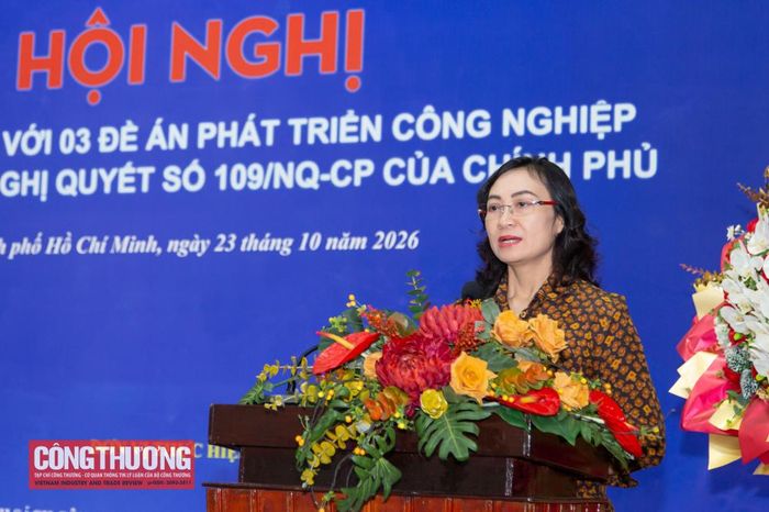 Thứ trưởng Phan Thị Thắng lưu ý các đại biểu tập trung thảo luận vào 05 nhóm vấn đề.