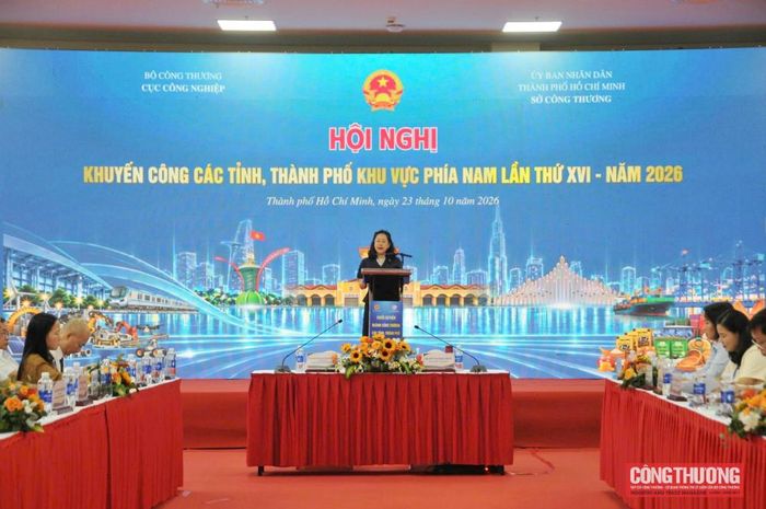 Hội nghị Khuyến công các tỉnh, thành phố khu vực phía Nam lần thứ XVI - năm 2026 tập trung đánh giá kết quả thực hiện công tác khuyến công năm 2025 và 9 tháng năm 2026; đề ra nhiệm vụ, giải pháp hoàn thành kế hoạch năm 2026, đồng thời trao đổi các mô hình hỗ trợ hiệu quả, tháo gỡ khó khăn, vướng mắc trong quá trình triển khai tại địa phương.