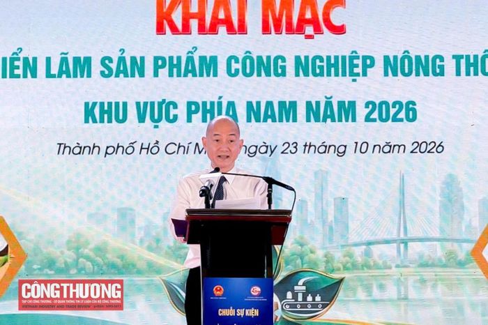 Ông Nguyễn Nguyên Phương, Phó Giám đốc Sở Công Thương TP. Hồ Chí Minh phát biểu khai mac Hội chợ