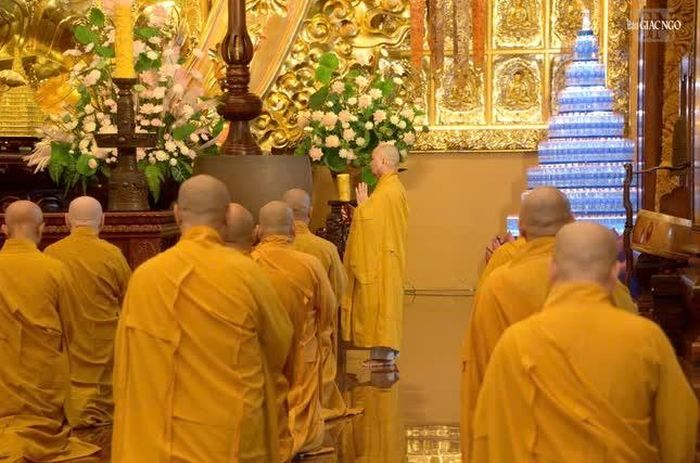 Cùng ôn lại những lời Đức Phật dạy cho chúng xuất gia, nhằm trưởng dưỡng nội lực tu tập