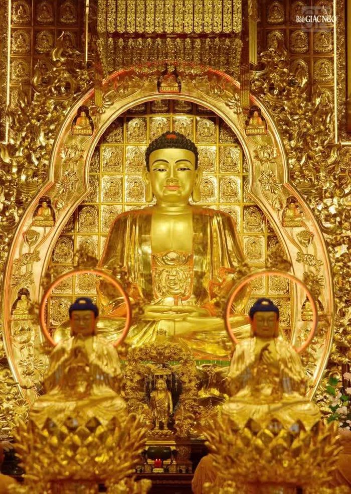 Đức Bổn Sư Thích Ca Mâu Ni