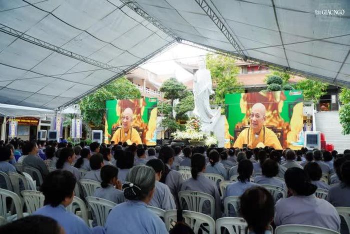  Đại đức Thích Tịnh Hải chia sẻ về phương pháp niệm Phật 