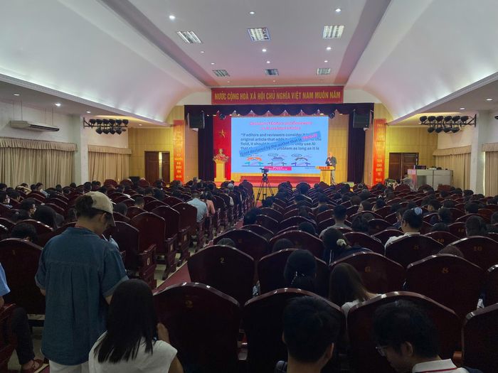 Quang cảnh hội thảo.