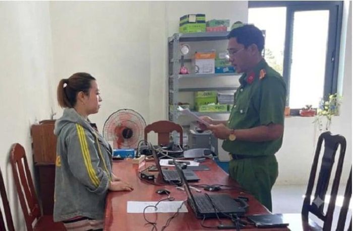 Khởi tố giám đốc doanh nghiệp sản xuất, buôn bán đường cát giả
