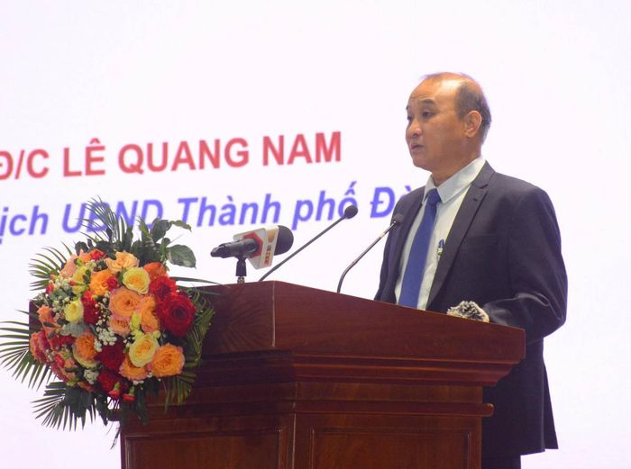  Ông Lê Quang Nam, Phó Chủ tịch UBND TP.Đà Nẵng phát biểu tại diễn  