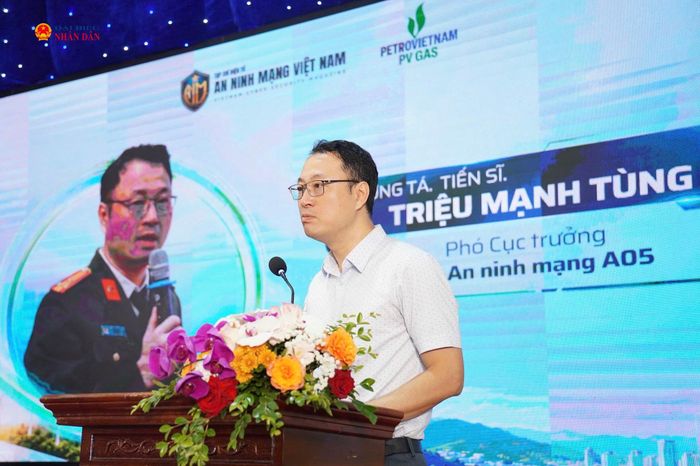 Thượng tá Triệu Mạnh Tùng, Phó Cục trưởng Cục An ninh mạng (A05) phát biểu.