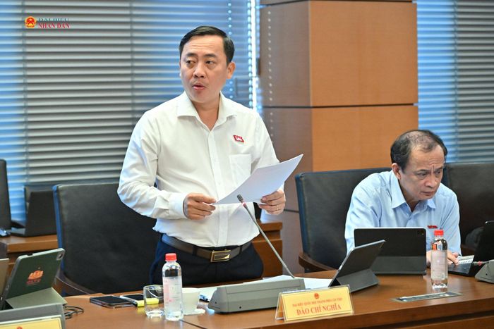 ĐBQH Đào Chí Nghĩa (TP. Cần Thơ) phát biểu. Ảnh: Quang Khánh