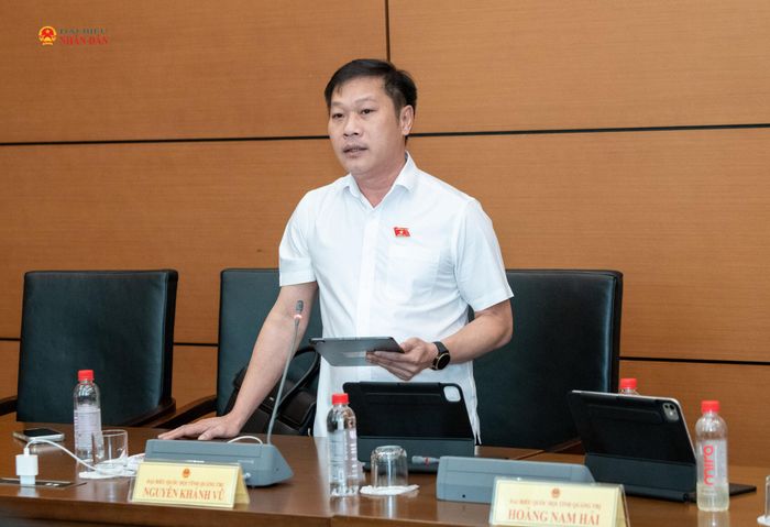 ĐBQH Nguyễn Khánh Vũ (Quảng Trị) phát biểu