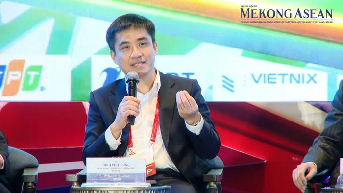Ông Đinh Việt Hưng, Giám đốc Khối Công nghệ thông tin TPBank, chia sẻ tại tọa đàm. Ảnh: Trung Anh/Mekong ASEAN