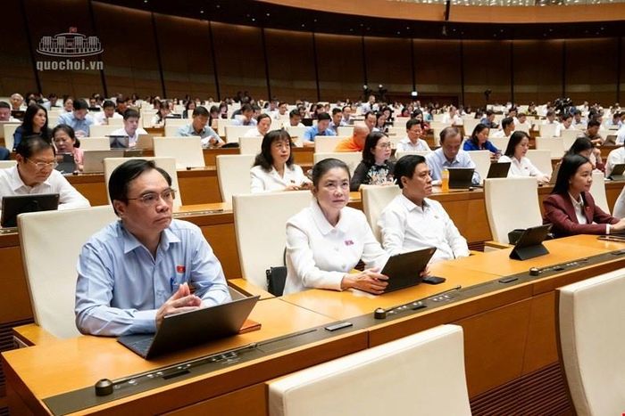 Các đại biểu tham dự phiên họp