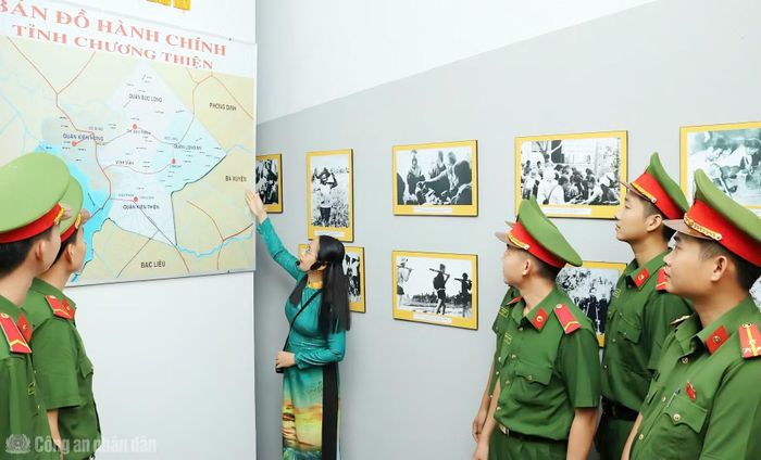 Mô hình “Trạm ký ức” để ĐVTN trực tiếp tham gia gìn giữ, số hóa và lan tỏa các giá trị lịch sử.