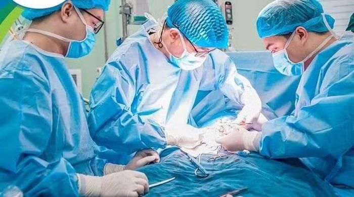 Một ca ghép thận cho bệnh nhi.