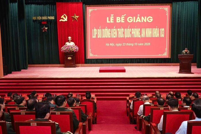 Lễ Bế giảng sáng 23/10.