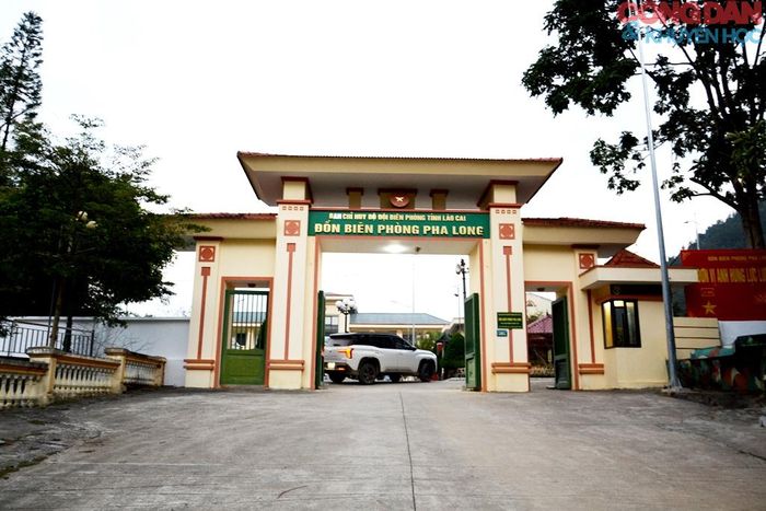 Đồn Biên phòng Pha Long 2 lần đón nhận danh hiệu Anh hùng lực lượng vũ trang nhân dân. Ảnh: Quốc Hồng