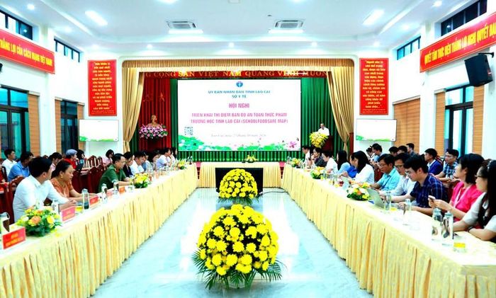 Hội nghị triển khai thí điểm Bản đồ an toàn thực phẩm trường học (SchoolFoodSafe Map) trên địa bàn tỉnh Lào Cai giai đoạn 1. Ảnh: Ngọc Hưng
