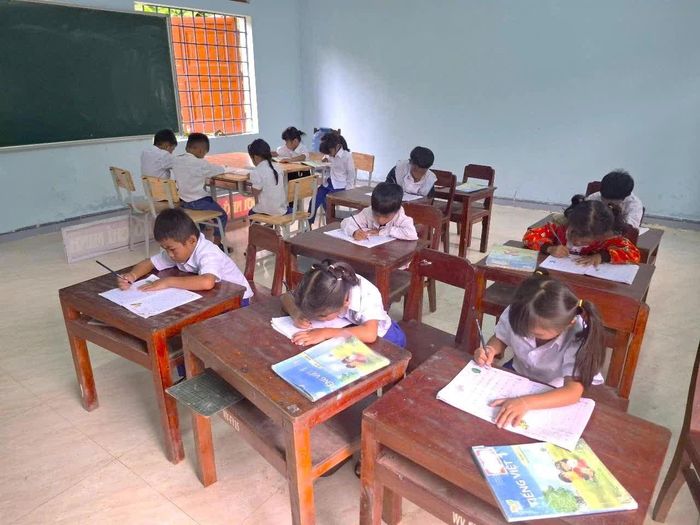Theo dự thảo, học sinh bán trú dự kiến được hỗ trợ tiền ăn 1.170.000 đồng/tháng, tối đa 9 tháng/năm học. Ảnh: VGP/ Báo Điện tử Chính phủ