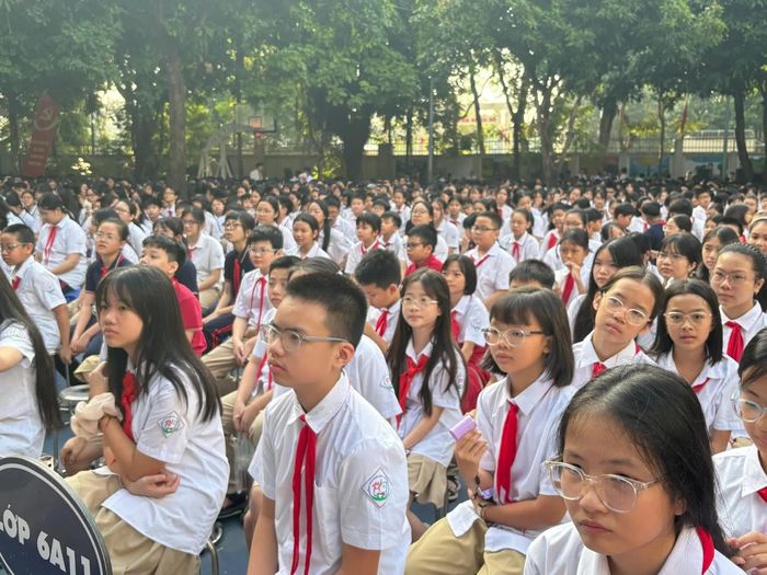 Trẻ em không chỉ là đối tượng cần được bảo vệ mà còn là chủ thể có quyền, có tiếng nói và có khả năng tham gia bảo vệ bản thân.