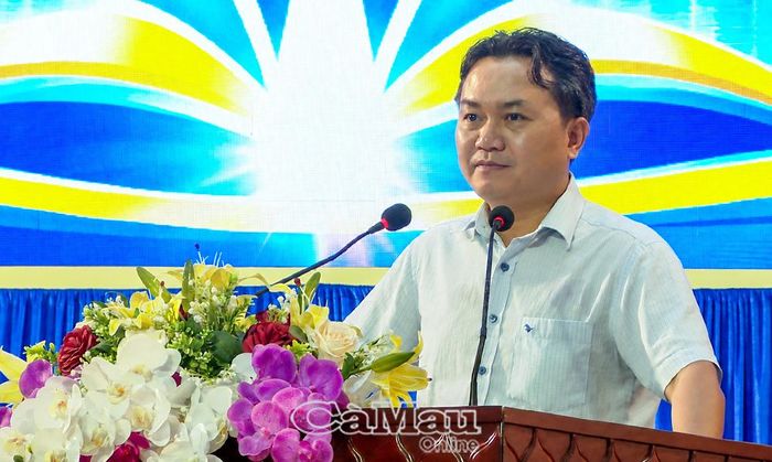 Ông Phan Đông Hải, Phó Trưởng phòng Quản lý chất lượng và Giáo dục nghề nghiệp, Sở Giáo dục và Đào tạo, nhấn mạnh tầm quan trọng của kỹ năng mềm đối với học sinh, sinh viên.