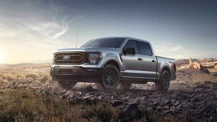 Ford sẽ thay thế toàn bộ cụm đồng hồ bị ảnh hưởng tại các đại lý được ủy quyền. Ảnh: Ford.