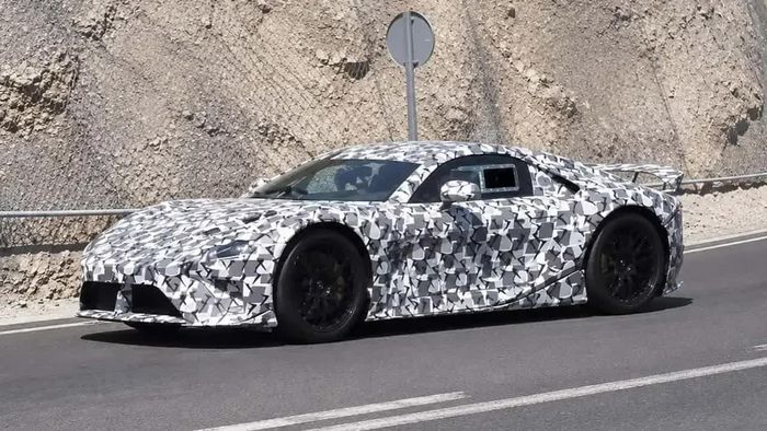 Lexus LFA hiện đang trong quá trình thử nghiệm.