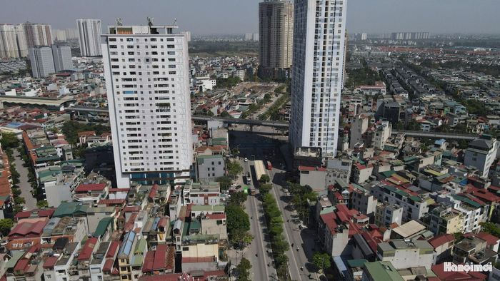 Vành đai 3,5 đoạn qua địa phận phường Kiến Hưng, Hà Nội.