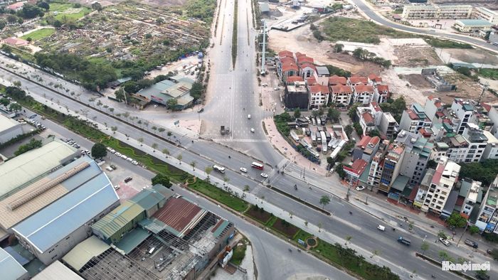 Ở phía Bắc tuyến, đoạn từ cầu Thượng Cát đến quốc lộ 32 dài khoảng 3,5km đang được triển khai xây dựng kết hợp giải phóng mặt bằng. Dự án có tổng mức đầu tư khoảng 1.495 tỷ đồng từ ngân sách thành phố, quy mô mặt cắt ngang 60m và kết nối với quốc lộ 32 tại khu vực cụm công nghiệp Lai Xá.