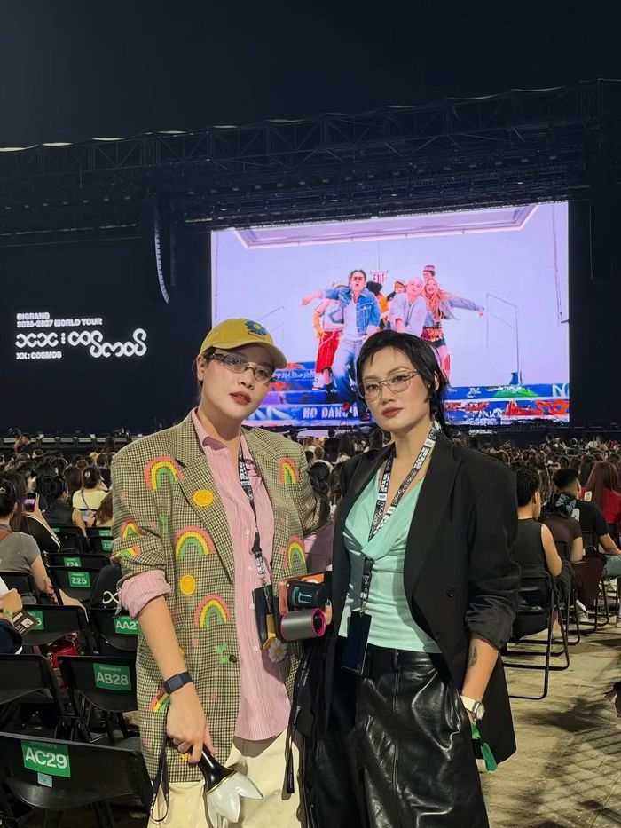 Sau concert Übermensch của G-Dragon vào tháng 11 năm ngoái, bộ đôi Đàm Thu Trang - Pông Chuẩn tiếp tục "đổ bộ" concert BIGBANG.