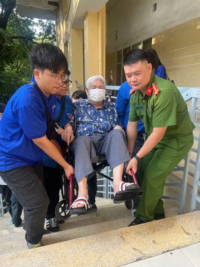 Với các gia đình, ý nghĩa của việc lấy mẫu mang lại hy vọng