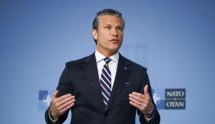Tuy nhiên, Bộ trưởng Quốc phòng Mỹ Pete Hegseth ngày 20/10 khẳng định Lầu Năm Góc không chỉ đạo tập đoàn SpaceX đưa ra thay đổi. Ông Donald Trump cũng tuyên bố không đưa ra yêu cầu nào.
