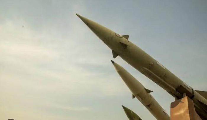 Phía Houthi đưa ra lời cảnh báo sẽ tiếp tục nhắm mục tiêu vào Arab Saudi và áp dụng các biện pháp mạnh tay hơn nếu quân đội nước này không chấm dứt chiến dịch tấn công tại Yemen.