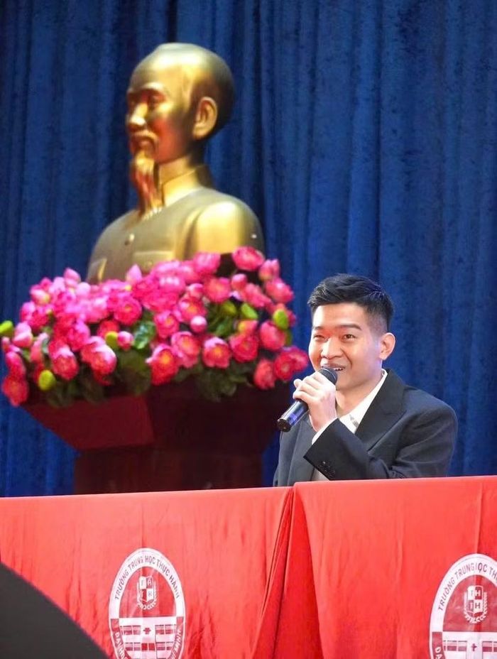 Anh Trần Việt Hoàng chia sẻ.