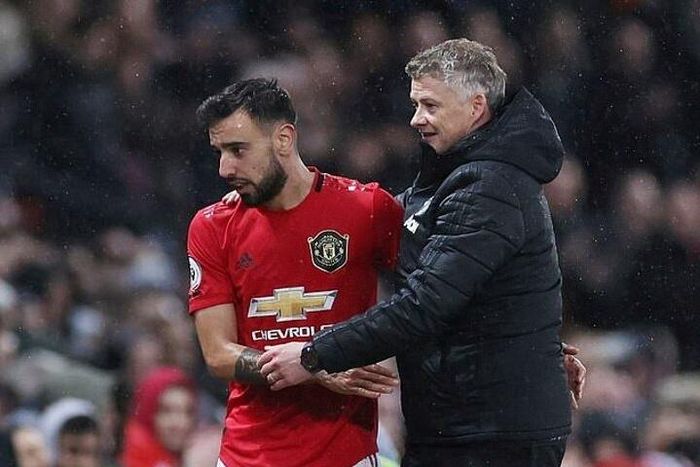  Solskjaer đánh giá Fernandes dễ mất kiểm soát. 