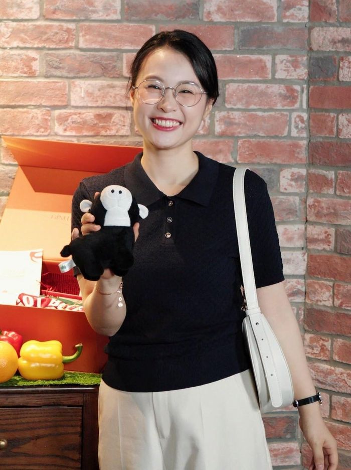  Tạ Thị Phương dần học cách quản lý đội ngũ, phát triển công việc sáng tạo nội dung một cách chuyên nghiệp hơn. Ảnh: NVCC. 