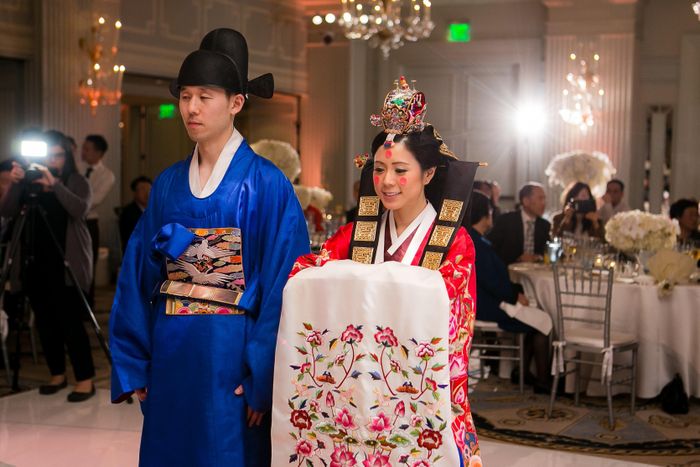  Nhiều cặp đôi Hàn tránh tổ chức đám cưới vào năm tuổi kết thúc bằng số 9 vì sợ xui xẻo. Ảnh: Lin and Jirsa. 