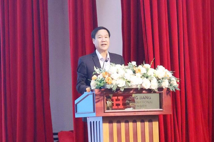 TS.BS Nguyễn Hồng Chương, Phó giám đốc Sở Y tế TP.HCM, phát biểu tại hội nghị. Ảnh: Đ.H.
