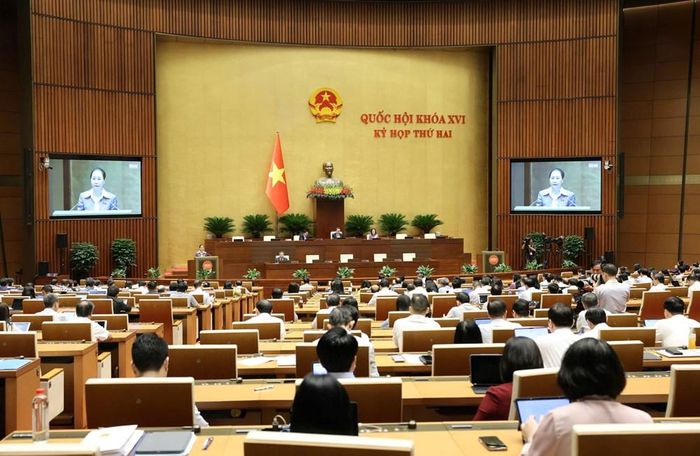 Quang cảnh phiên họp sáng 24.10