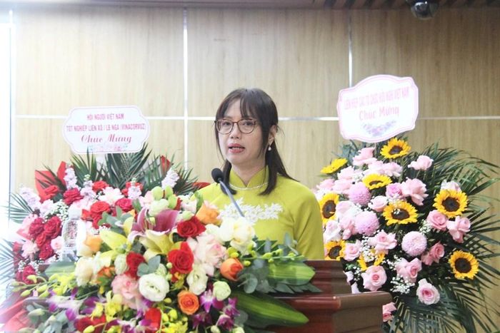 Phó Chủ tịch Liên hiệp các tổ chức hữu nghị Việt Nam Nguyễn Thị Thu Giang phát biểu