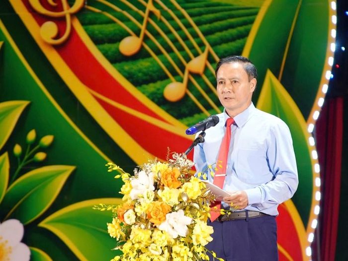 Phó Chủ tịch Thường trực Ủy ban MTTQ tỉnh Vũ Duy Hoàng phát biểu