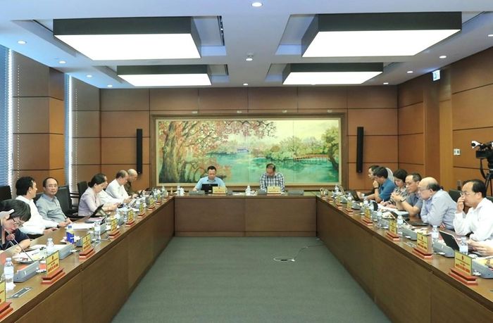 Phiên thảo luận tại Tổ 1