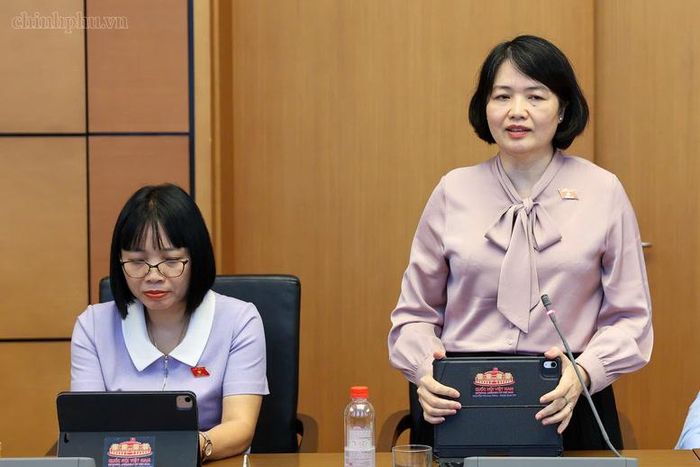 Đại biểu Nguyễn Thị Mai Thoa góp ý tại phiên thảo luận tổ sáng 24/10 - Ảnh: chinhphu.vn/Nhật Bắc