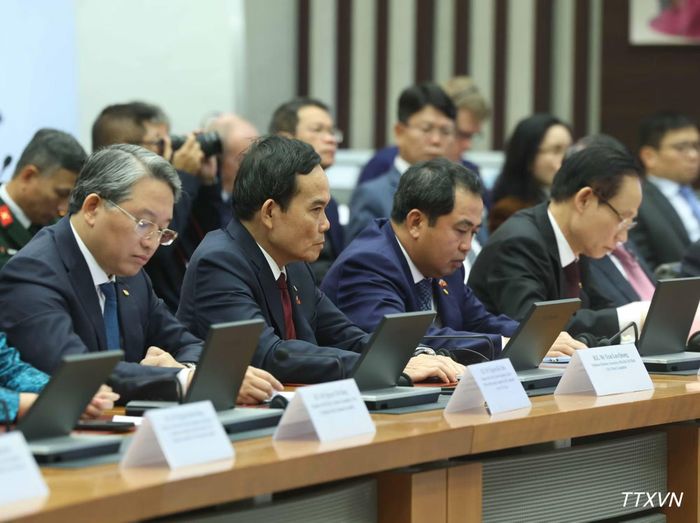 Đại biểu đoàn cấp cao Việt Nam tham dự sự kiện. (Ảnh: TTXVN)