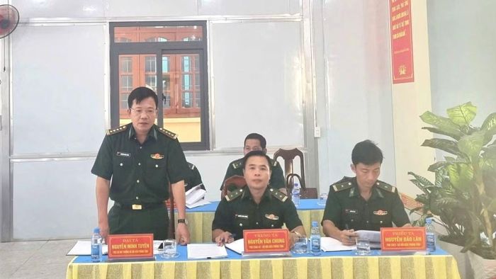 Đại tá Nguyễn Minh Tuyên, Phó Chỉ huy trưởng Ban Chỉ huy Bộ đội Biên phòng tỉnh Đắk Lắk phát biểu kết luận. (Ảnh: NGUYỄN LÂN)