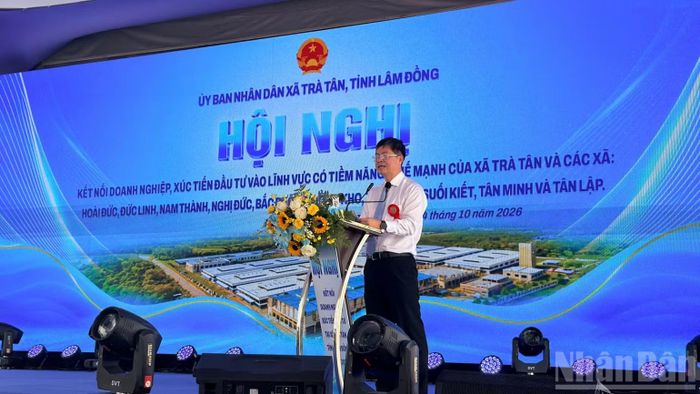 Ông Nguyễn Hồng Hải, Phó Chủ tịch Thường trực Ủy ban nhân dân tỉnh Lâm Đồng phát biểu tại hội nghị.(Ảnh: THANH HẢI)