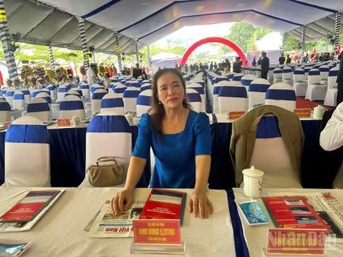 Bà Trần Thị Thúy Vân, cháu nội liệt sĩ Trần Nhợ (Ba Nhợ), tự hào khi ông được truy tặng danh hiệu Anh hùng Lực lượng vũ trang nhân dân, sự ghi nhận thiêng liêng đối với những hy sinh của ông cho Tổ quốc.