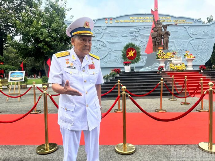 Anh hùng Lực lượng vũ trang nhân dân Hồ Đắc Thạnh xúc động chia sẻ câu chuyện về thủy thủ trưởng Trần Nhợ.